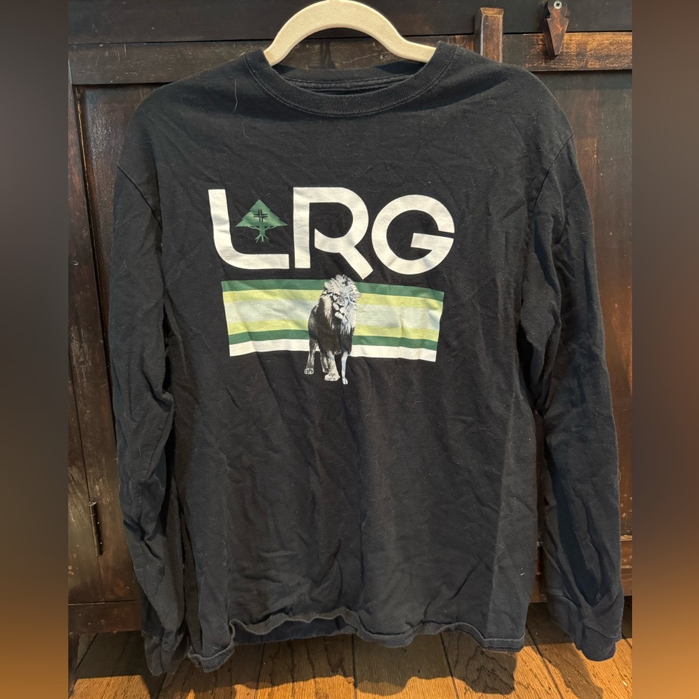 LRG Black Long Sleeve Tee with Lion Graphic. Size Medium